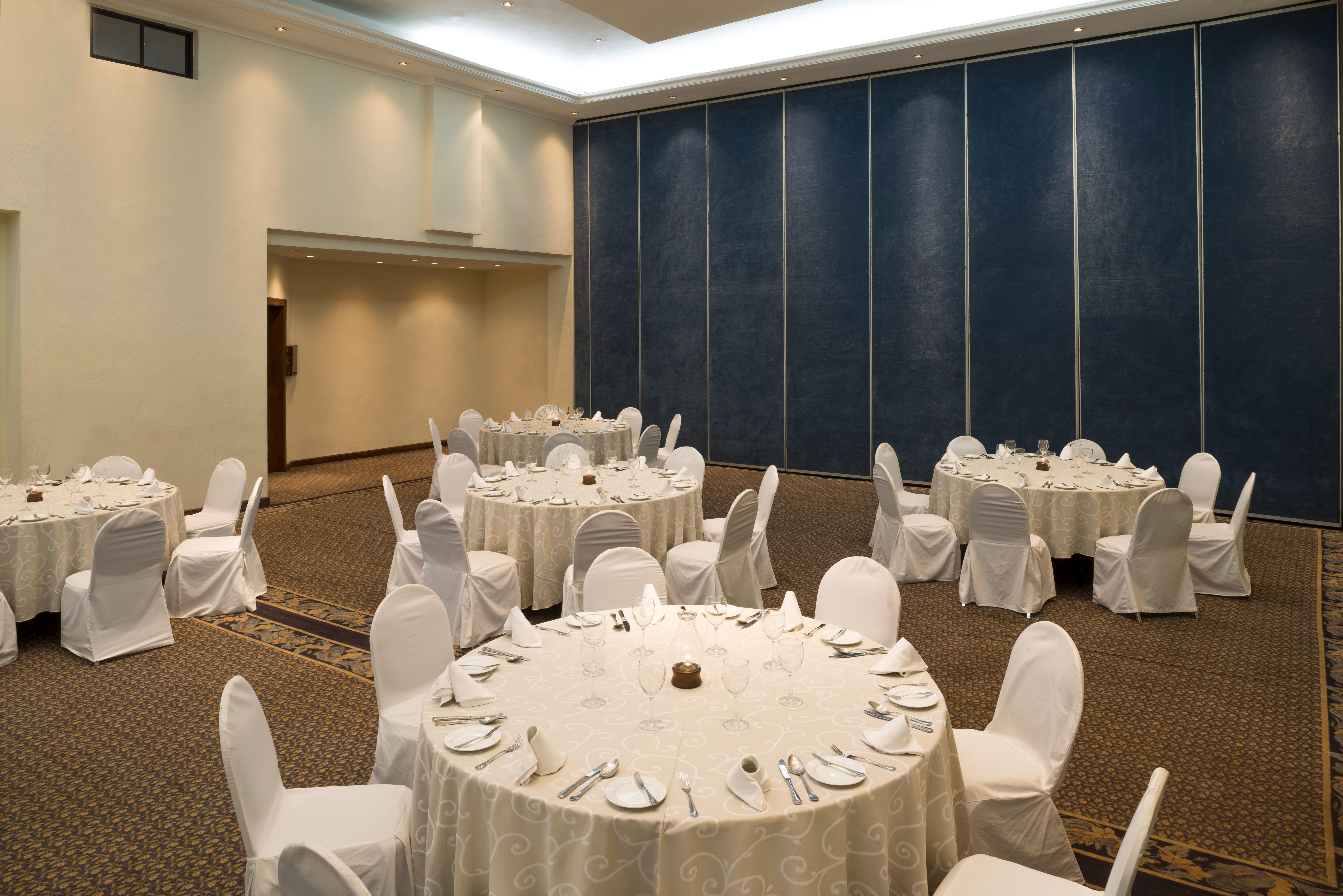Camino Real Acapulco Diamante Hotel Exterior foto A banquet hall