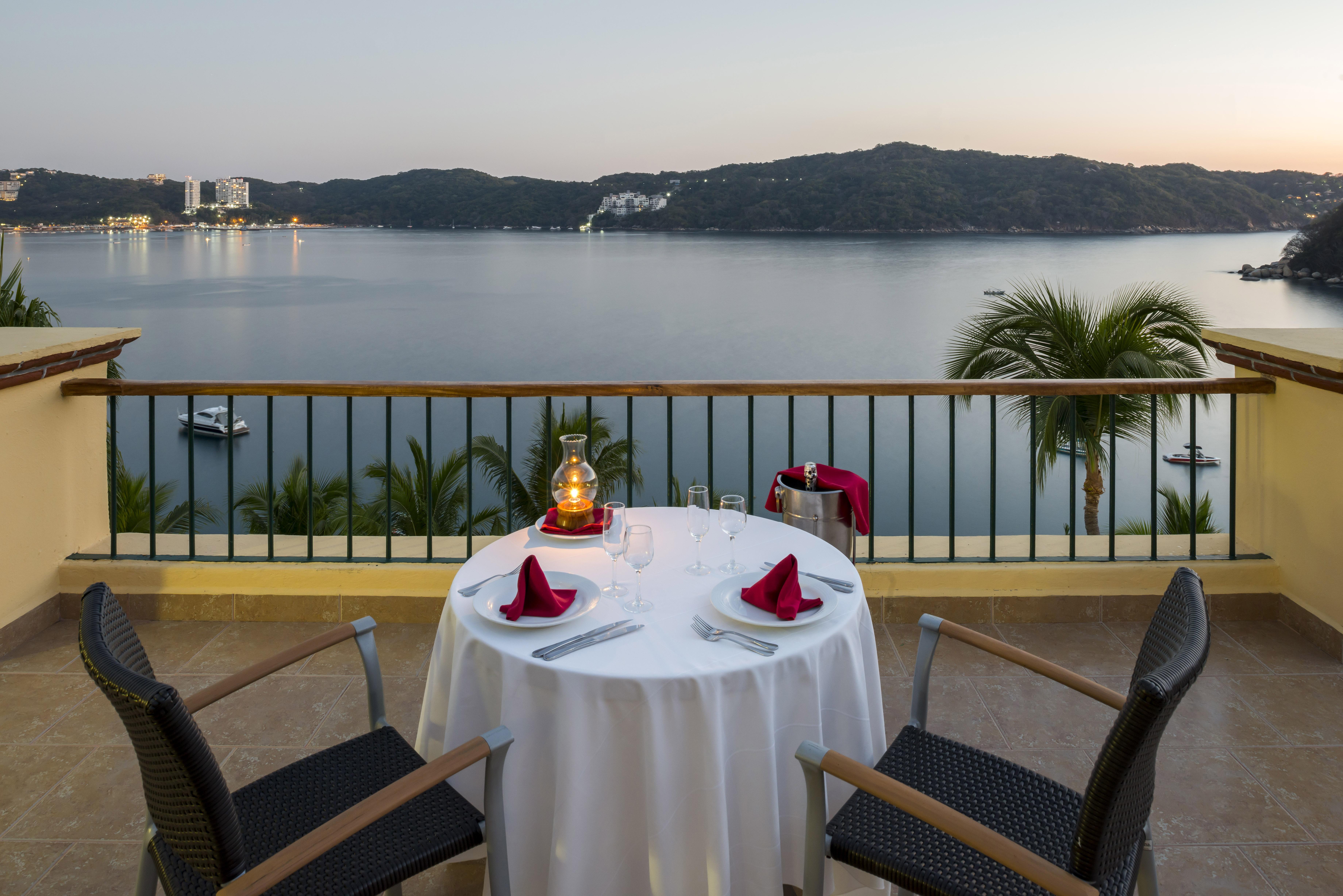 Camino Real Acapulco Diamante Hotel Exterior foto View from the hotel